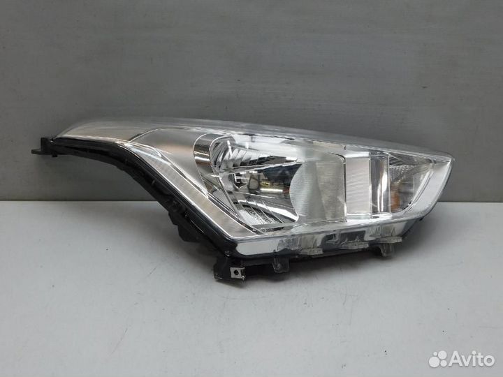 Фара правая Hyundai Creta