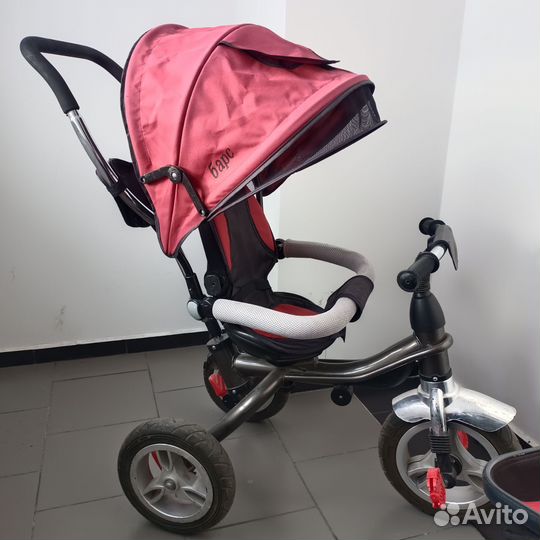 Трехколесный велосипед с родительской ручкой