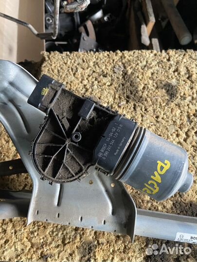 Трапеция дворников Renault Duster