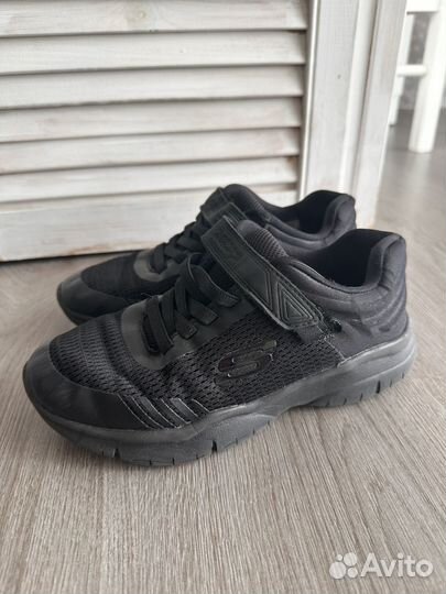 Кроссовки skechers