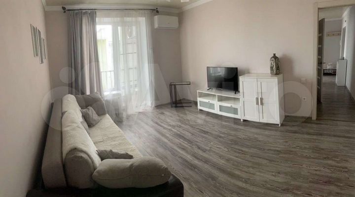 2-к. квартира, 48 м², 3/3 эт.