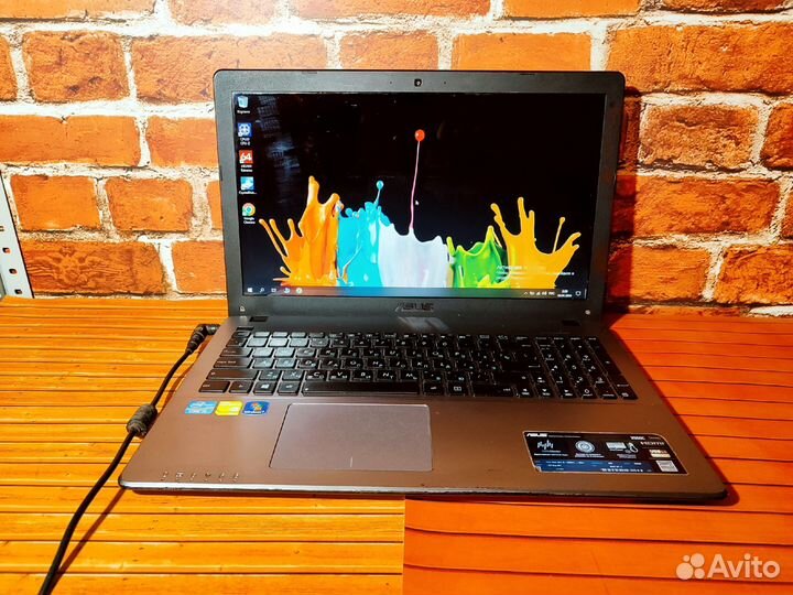 Asus X550C - Core i3 \ 4 Озу \GeForce 2 GB \250HDD