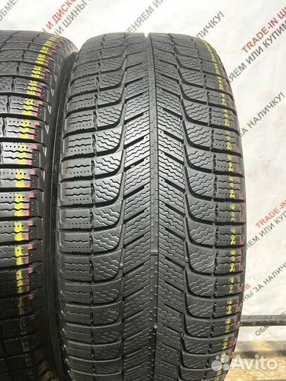 Michelin X-Ice North 3 215/55 R17 98M