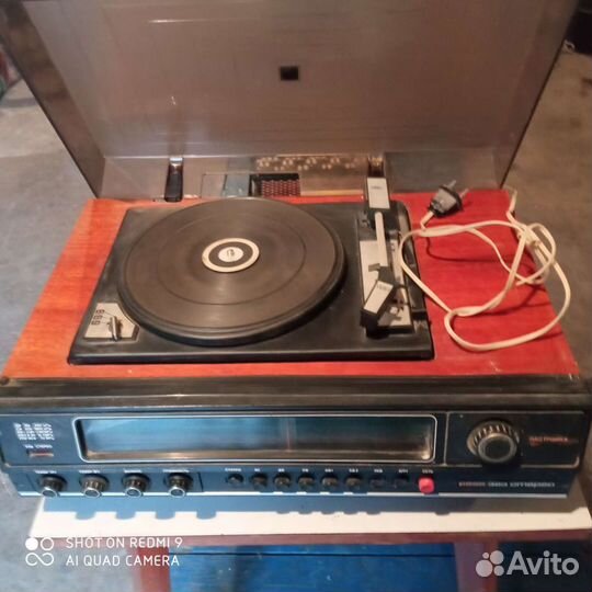 Проигрыватель Вега 323S