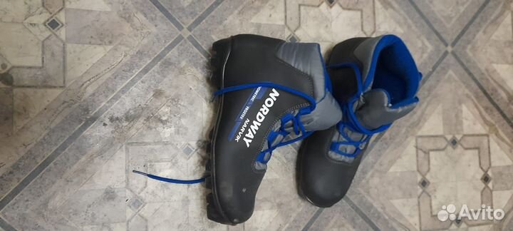 Продам лыжи