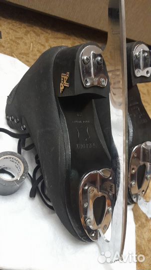 Коньки фигурные Risport 250