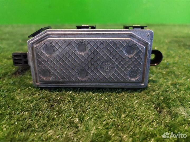 Резистор отопителя Ford Focus 3 (CB8) 2015