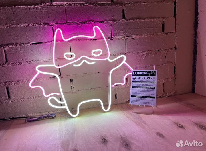 Рекламная вывеска неон