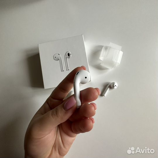 Наушники Apple AirPods 2 оригинал бу