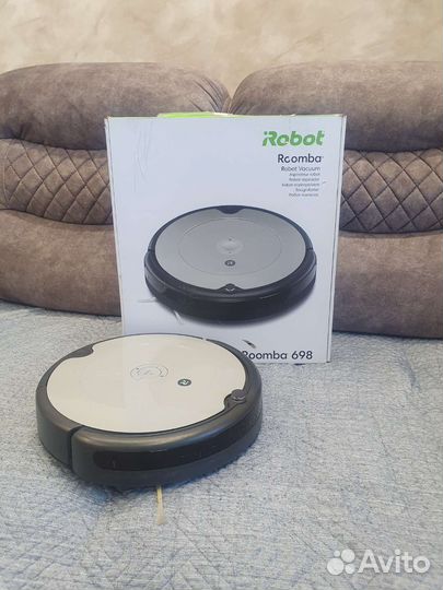 Робот-пылесос iRobot Roomba 698 серебристый
