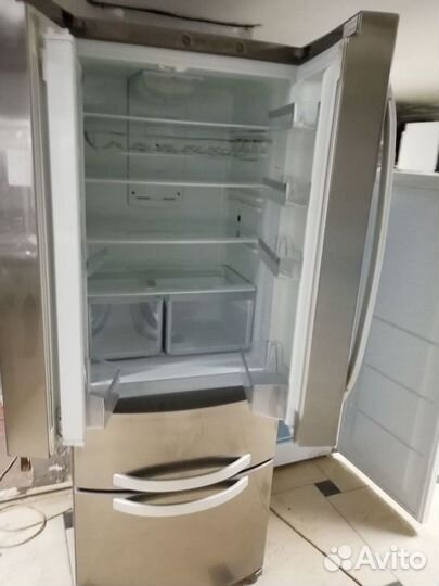 Холодильник Hotpoint Ariston No Frost