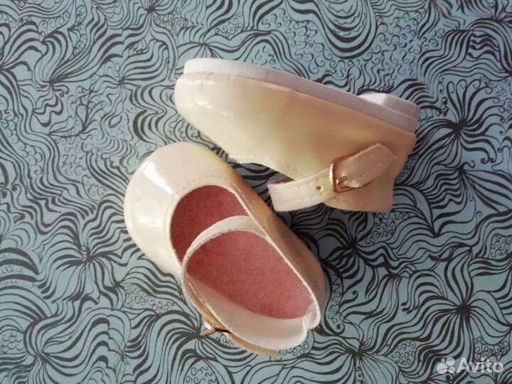 Туфельки и платье для кукол реборн 60 см