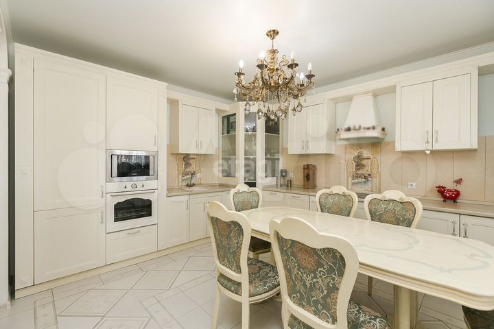 3-к. квартира, 115,1 м², 5/11 эт.