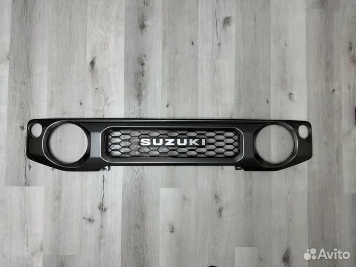 Решетка радиатора suzuki jimny 2018-н.в
