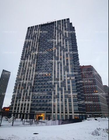 Продам торговое помещение, 545 м²