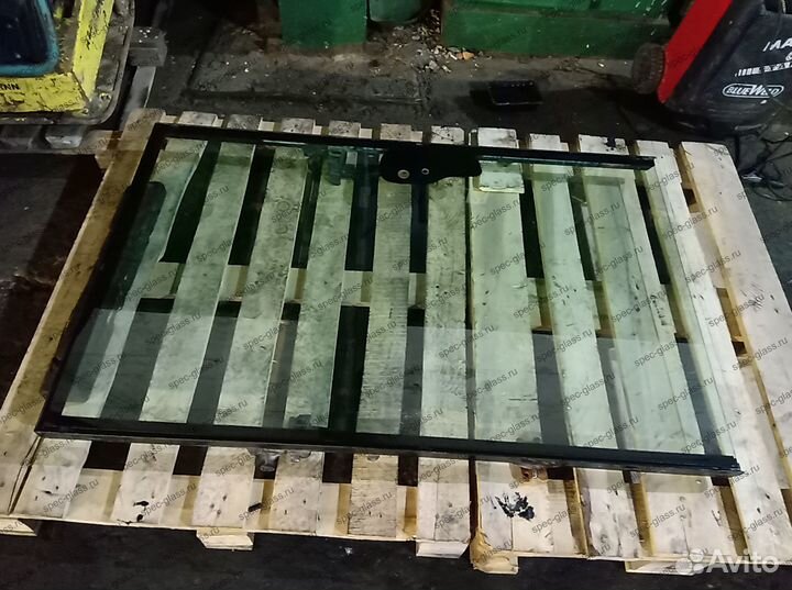 Стекло кабины Takeuchi TL 126