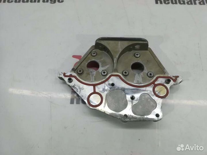 Крышка двигателя левая Cadillac Srx LH2 2004