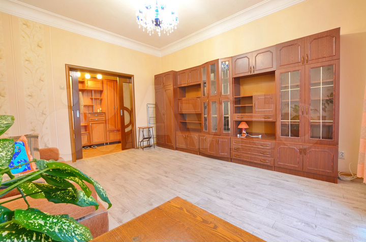 2-к. квартира, 62 м², 5/5 эт.