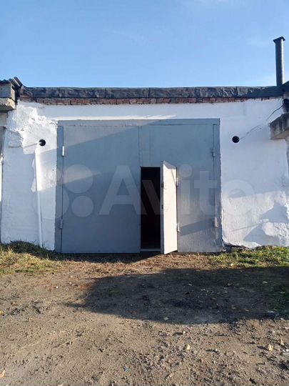 Гараж, > 30 м²