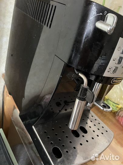Кофемашина delonghi magnifica s