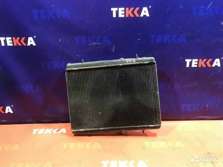 Радиатор охлаждения Пежо 3008 1