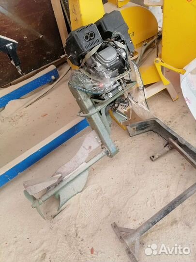 Лодочный мотор