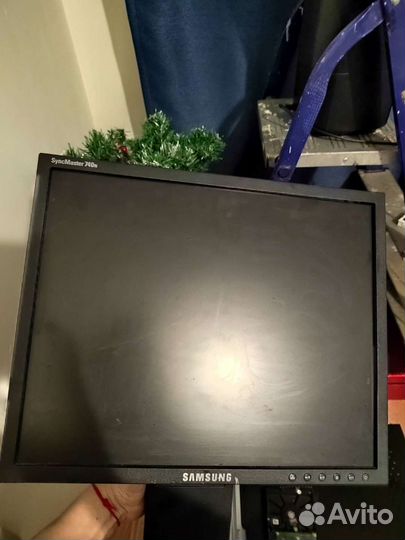 Монитор Samsung