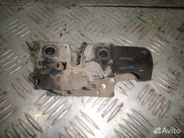 Замок капота Octavia A5 (04-13) /Amarok (10-16) б/у (арт. 1Z0823509E)