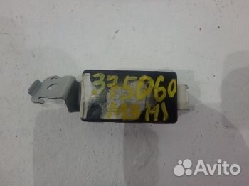 Блок управления центральным замком BS3L675DZA