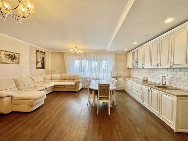 3-к. квартира, 130 м², 9/16 эт.