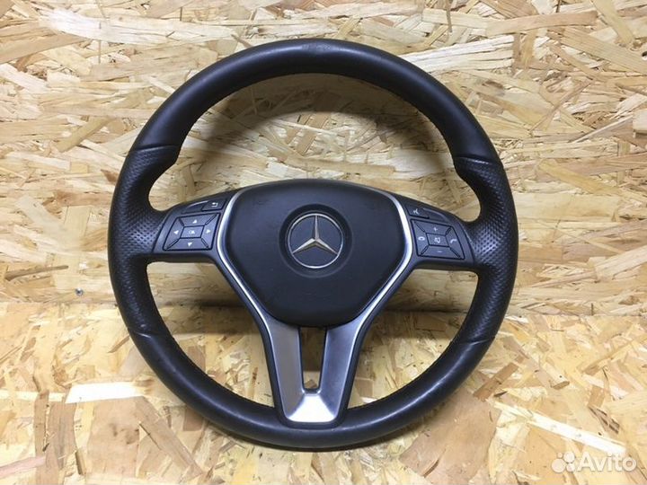 Спортивный руль Mercedes-Benz W204