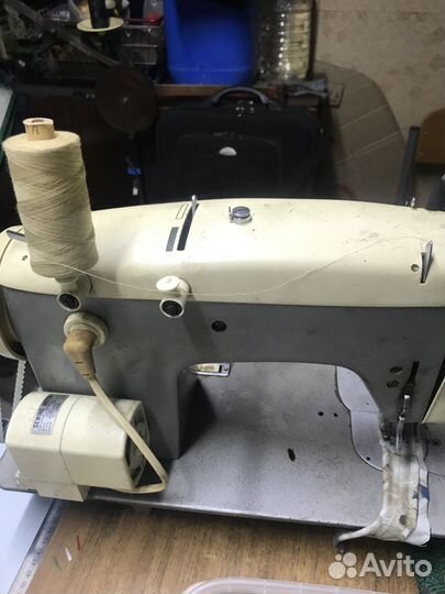 Швейная машина Veritas