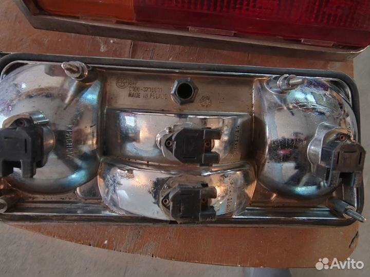 Задние стопы 2106