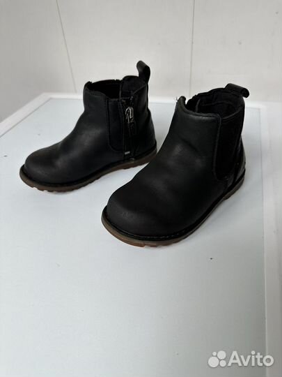 Ботинки детские демисезонные Ugg (15,5 см)