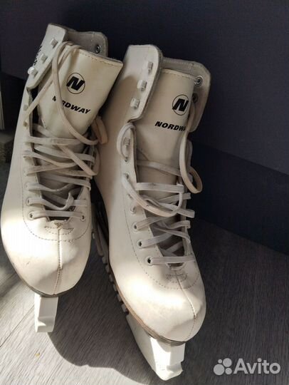 Коньки фигурные