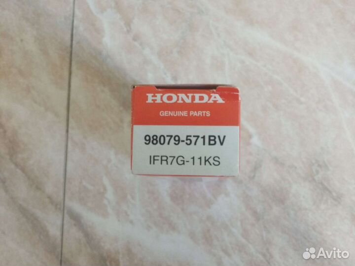 Свеча зажигания NGK ifr7g-11KS honda