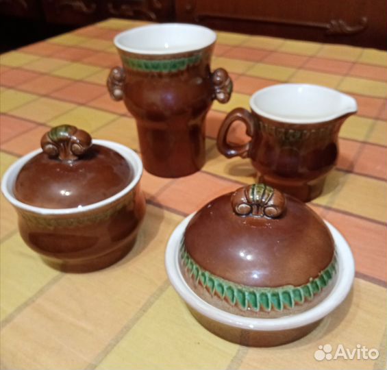 Сервиз кофейный, керамический, покрыт эмалью