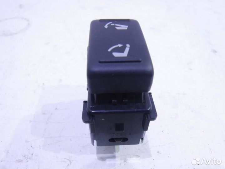 Кнопка Инфинити QX80/QX56 Z62