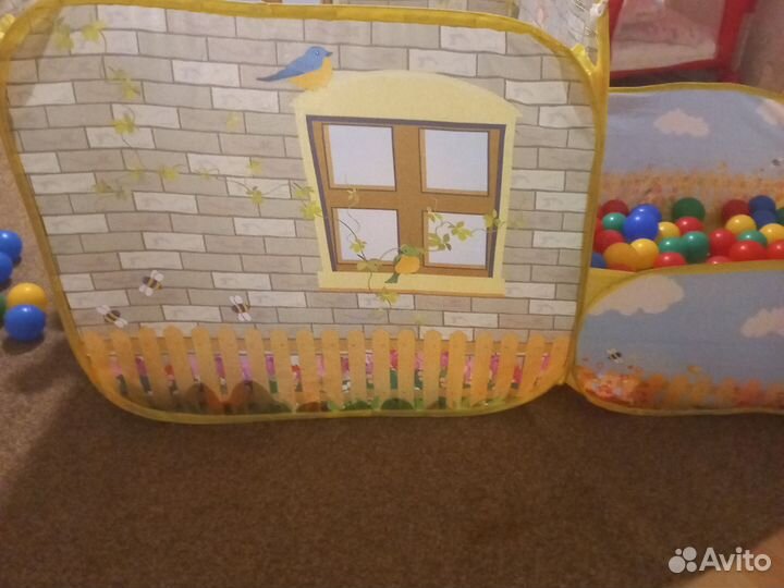 Сухой бассейн с шариками