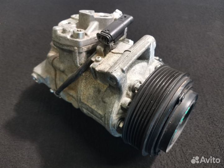 Компрессор кондиционера Mercedes W205 M274