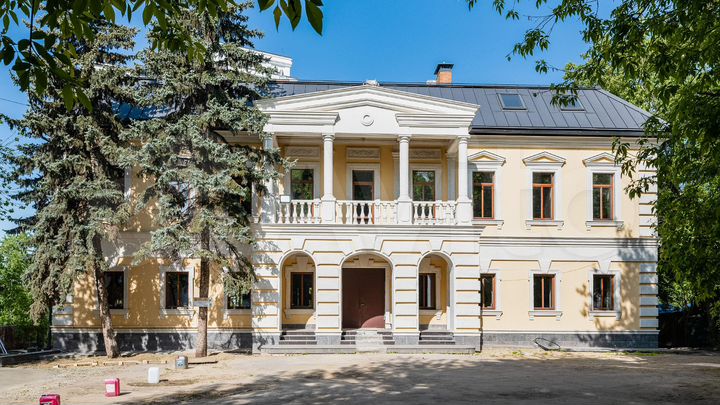 Сдам здание, 903 м²