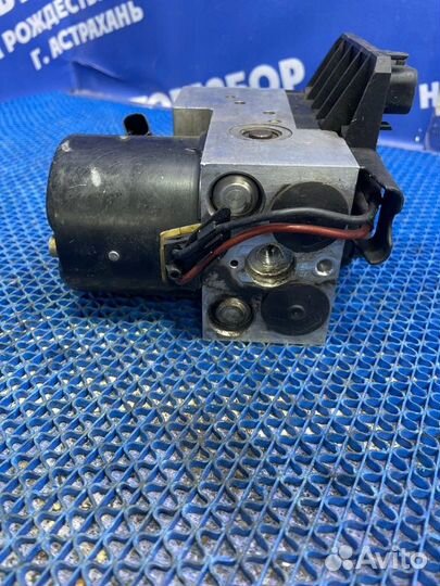 Блок abs Mercedes-Benz W220 седан M112.972 2001