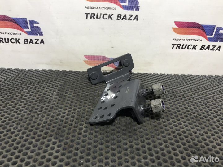 Кронштейн электромагнитного клапана