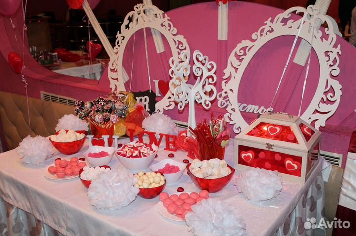 Ведущий праздников