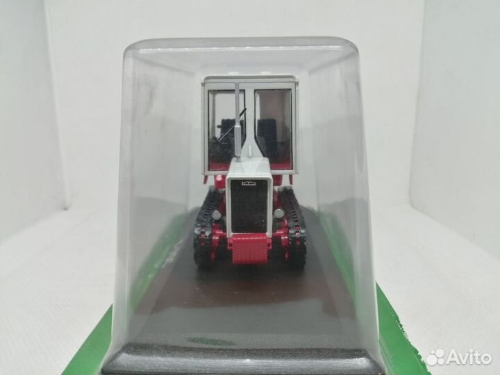 Модель Гусеничный трактор Т-70С