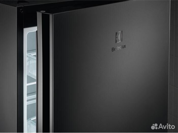 Холодильник electrolux LNT 7ME32 M1