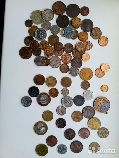Монеты и купюры