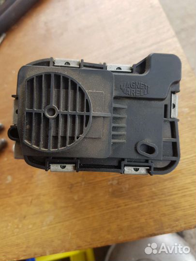 Продам дросельную заслонку volkswagen