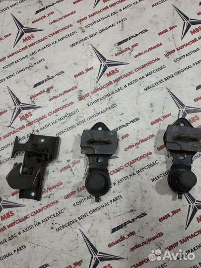 Замок капота w211 Mercedes комплект