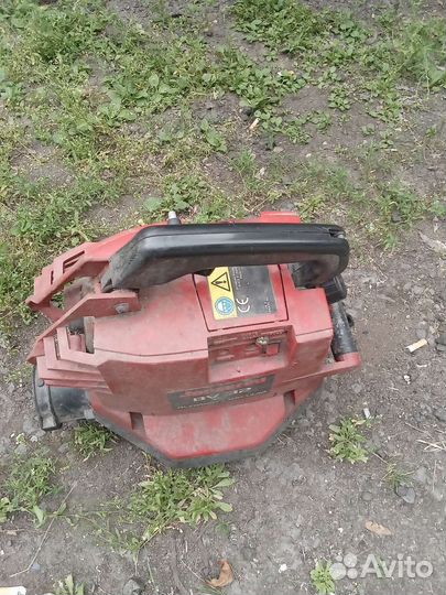 Бензиновая воздуходувка